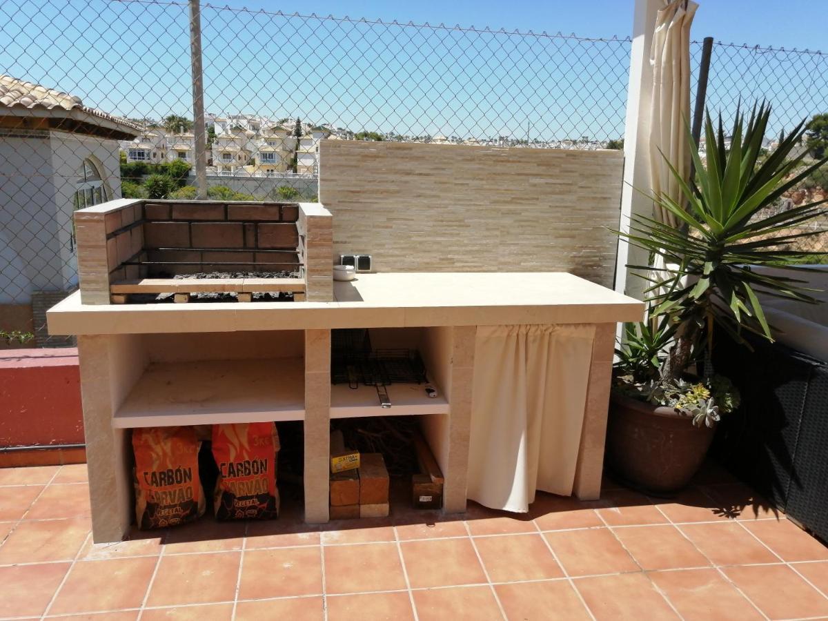 3 Bdr House Near La Zenia Private Lounge Terraces, Fire Places, Bbq, Kitchen, Parking 오리후엘라 외부 사진